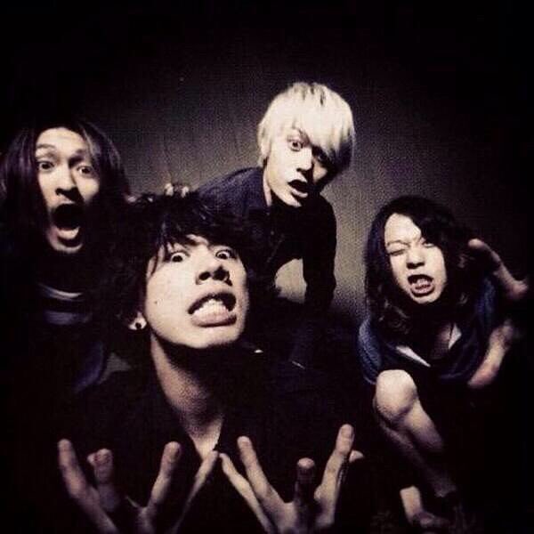 ishikawa_OORer's tweet photo. フォロワーさん2000人いきました！！！！
特になんか してるわけでもないのに いいねくれたり
絡んでくださる方 ありがとです(°▽°) 
#OORerさんRT 
#RTした人全員フォローする https://t.co/l71tumCuX1