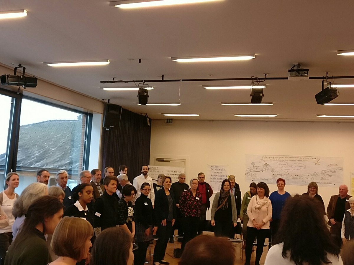 AssistSocCap's tweet photo. #SCWF2016 #Dornbirn #Learningvillage kicking off with story telling introduced by Stefan from OFRI https://t.co/wwcQSsLJg2
