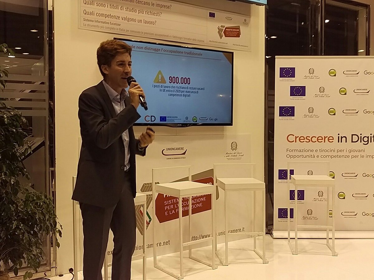 crescereindigit's tweet photo. "Entro il 2020 esiste il rischio di avere 900,000 posti di lavoro vuoti per mancanza di competenze digitali"! #jobunioncamere @NigroCarm https://t.co/Cz4kVrMKJA