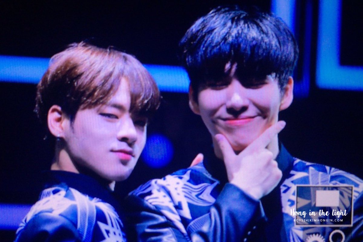 hongin_thelight's tweet photo. 161126 #소년24 #홍인 #도하 https://t.co/idm8kBPVKF