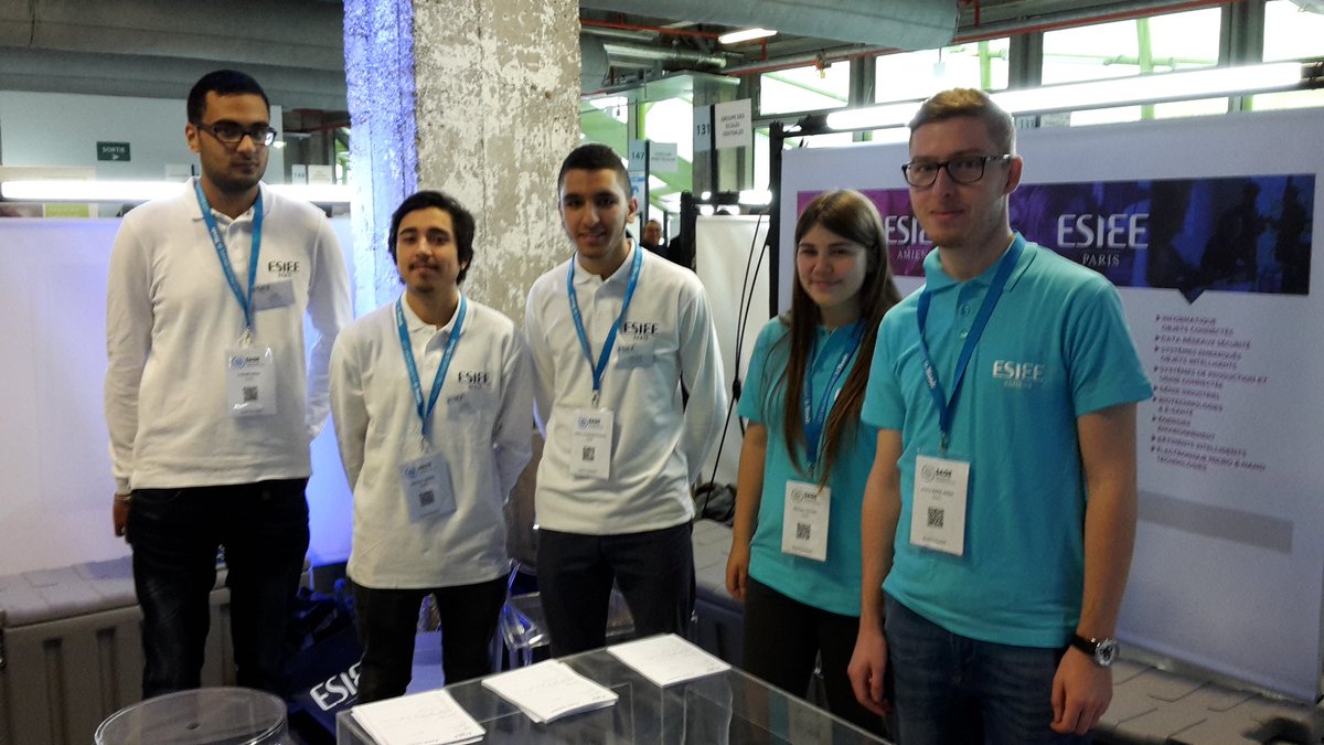 [Salon] Les étudiants de <a href="/ESIEEPARIS/">ESIEE PARIS</a> et <a href="/ESIEEAmiens/">UniLaSalle Amiens (ESIEE-Amiens)</a> vous attendent sur le stand 129 <a href="/Salon_SAGE/">Salon SAGE</a> aujourd'hui et demain.