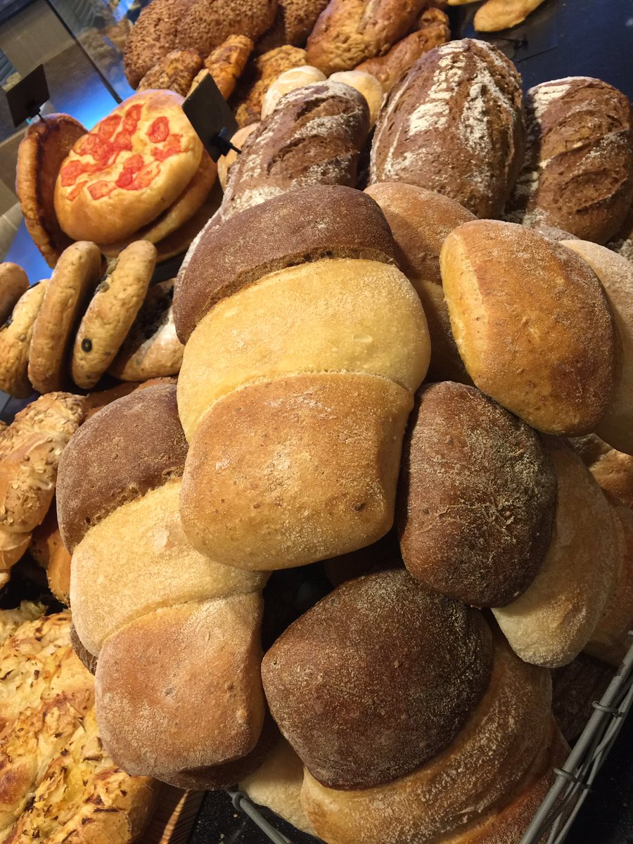 Proefbakses voor t nieuwe eetcafé <a href="/Tunneke/">Tunneke</a> triootje #desem Ook dat is <a href="/AangenaamHeesch/">Aangenaam Heesch</a>