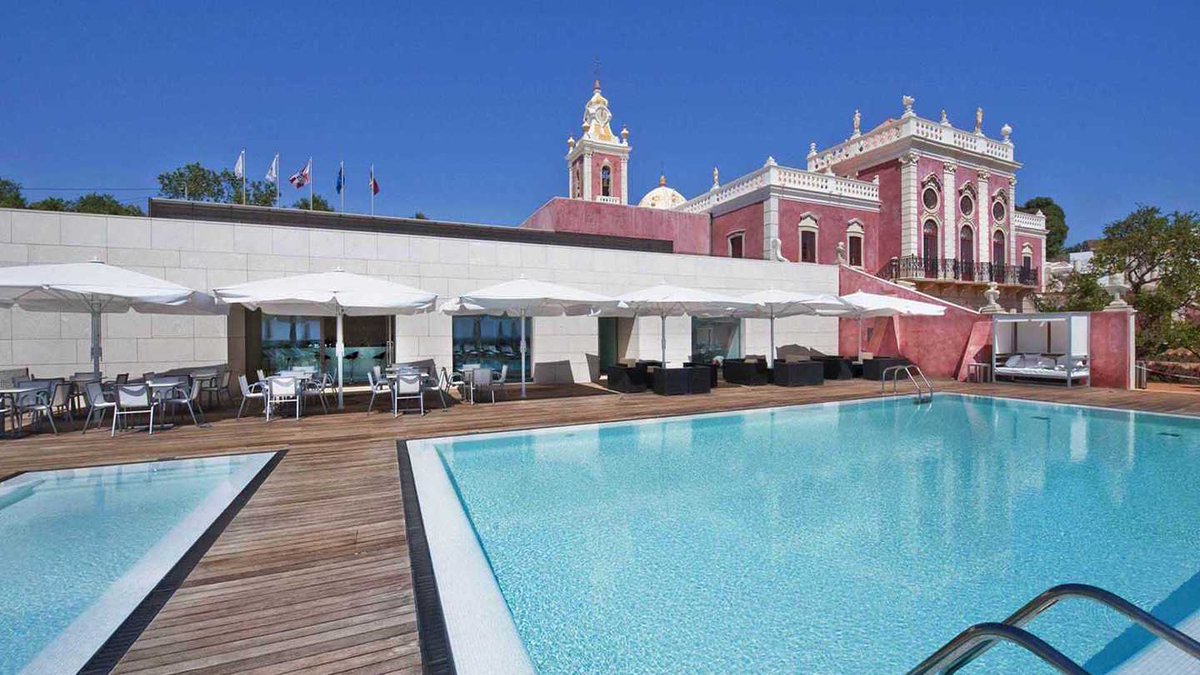 QwertyTravel's tweet photo. A small luxury hotel, sophisticated atmosphere and 3-Nts fr. £199pp- that's why we ❤ the Pousada Palacio De Estoi, Portugal!😍 #perfectgift https://t.co/ZmHzfj4nT6