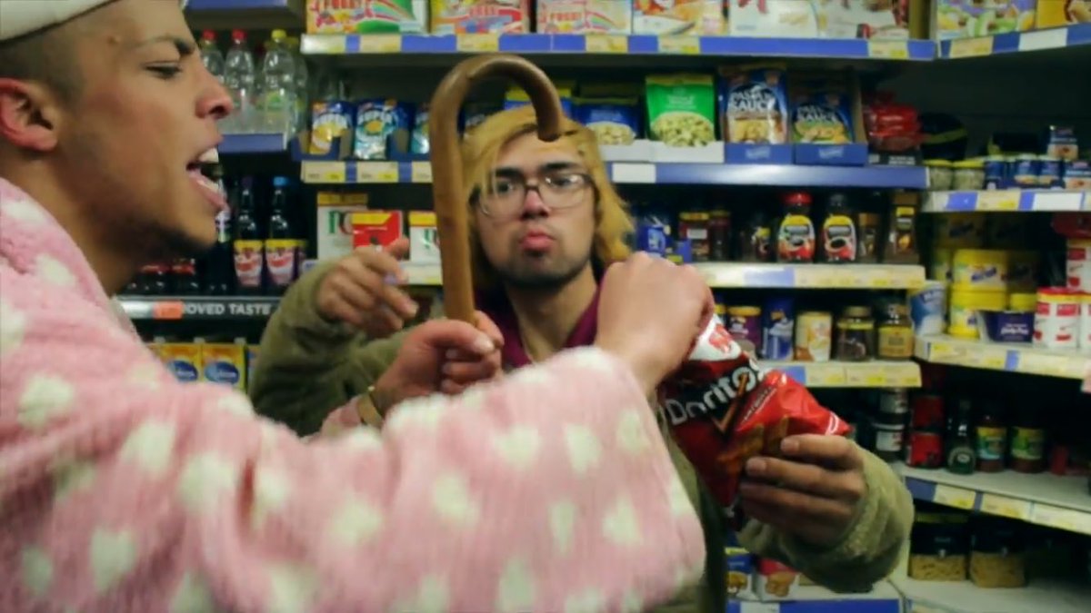 C202Media's tweet photo. Did you spot Dorito Guy in @AfghanDan_ 's New Vid #DONTCHATSHIT ? #DoritoTakeover 💥👌🏼 @stxnton https://t.co/itfEodY5p5