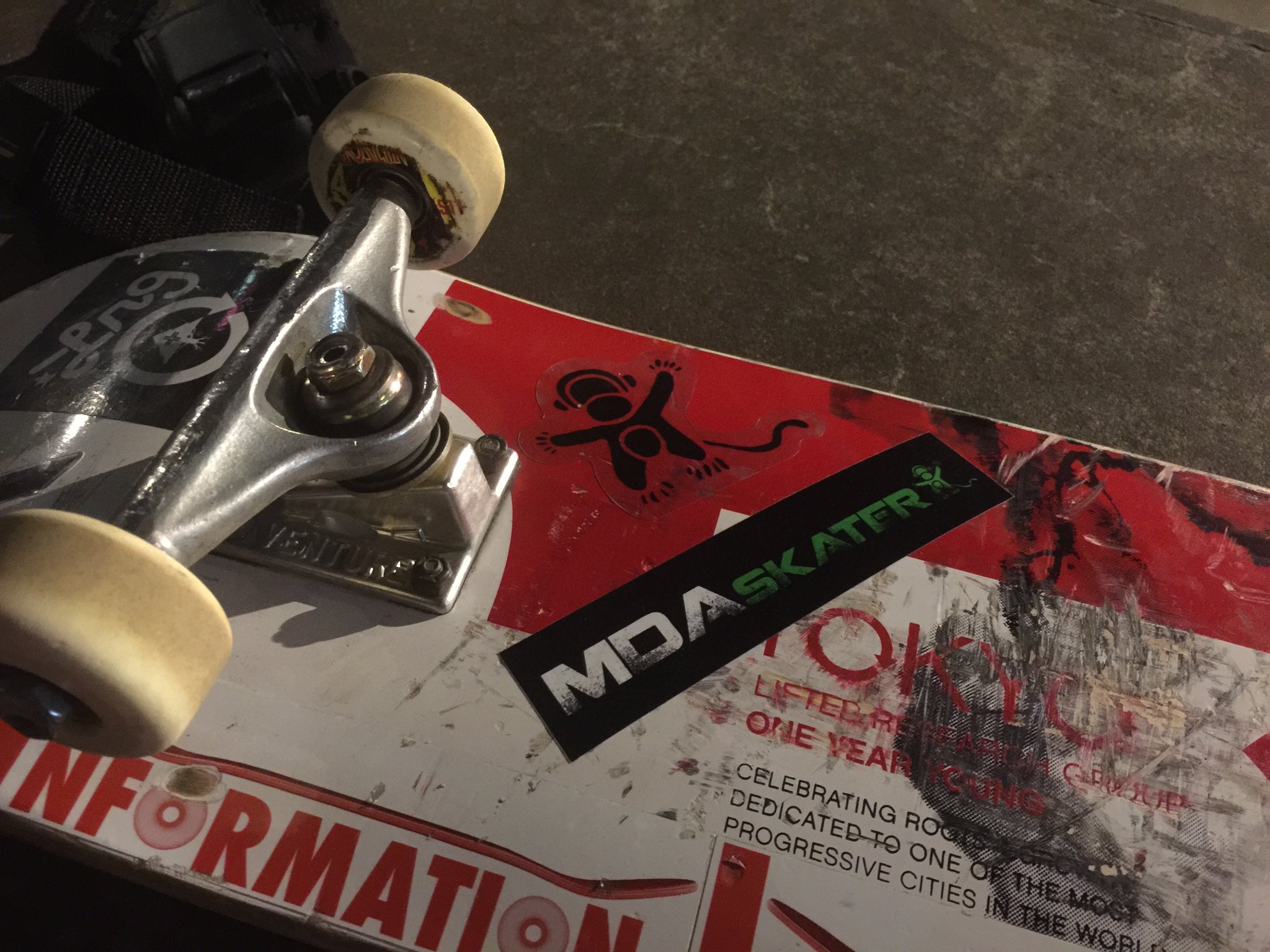 スケートボードの情報屋さん 今東京に滑りに来ているmdaskaterのシモン Shimongmonkey と一緒に滑ってます めっちゃくちゃ楽しい笑 明日も一緒に滑ります T Co 9fq1xoefyi Twitter スケートボードの情報屋さん 今東京に滑りに来ているmdaskaterのシモン Shimongmonkey と一緒に滑ってます めっちゃくちゃ楽しい笑 明日も一緒に滑ります T Co 9fq1xoefyi Twitter