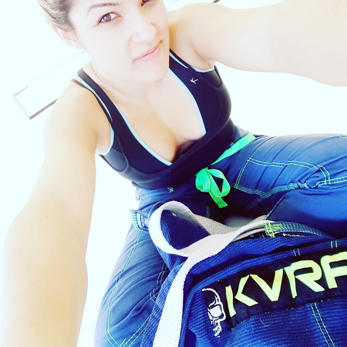 lesliejeannette's tweet photo. #rubalcavajiujitsu #girlsingis #jiujitsulife #jiujitsuparamulheres #kvra #kvraco #MMA #grappling #brazilianjiujitsu #fightgirls #fighters https://t.co/d9gzCHY7E7
