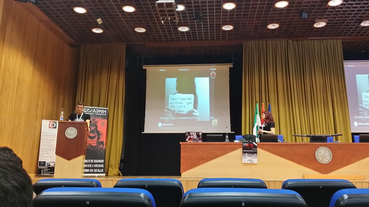antoniojcaba's tweet image. Silencio respetuoso en la ponencia de @MMontesDiaz y @eduSatoe cuando se llega a un video de #CiberBullying en #secadmin2016
¡Os admiro!