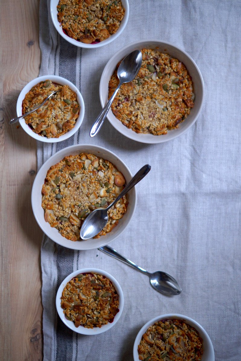 theweekendco's tweet photo. Happy Weekend! This winter warmer awaits...
https://t.co/sdjqm7xsu8 #winterberry #oatmeal #RecipeOfTheDay #RecipeIdeas https://t.co/idUPkZi6Fn