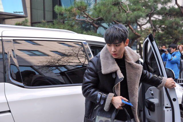 SHINeeOT5pic's tweet photo. https://t.co/mzkewWKTHq