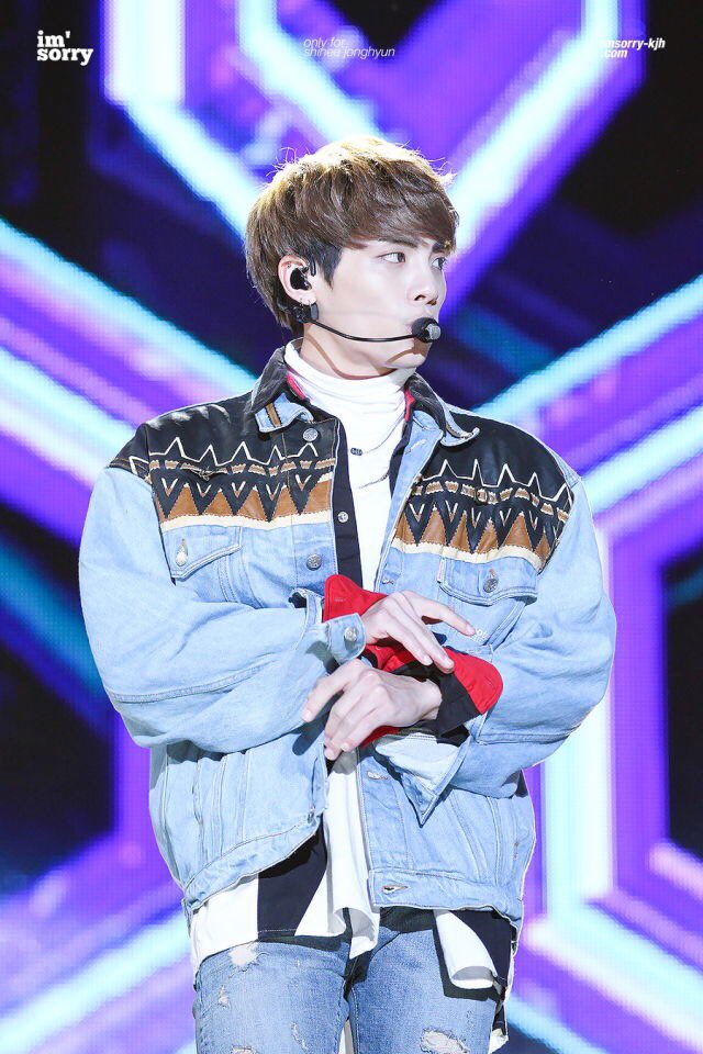 SHINeeOT5pic's tweet photo. https://t.co/HgyhitfbBQ