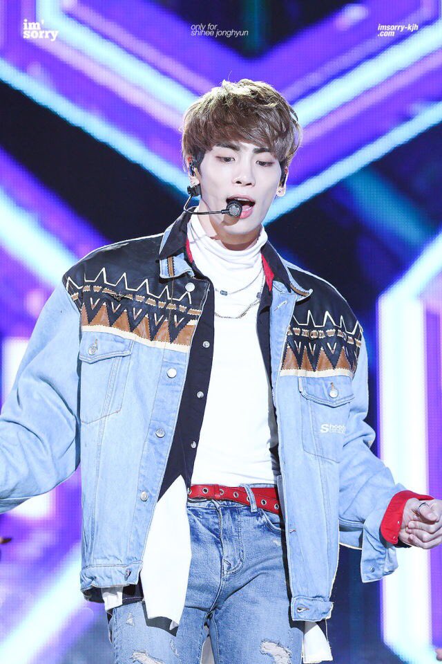 SHINeeOT5pic's tweet photo. https://t.co/HgyhitfbBQ