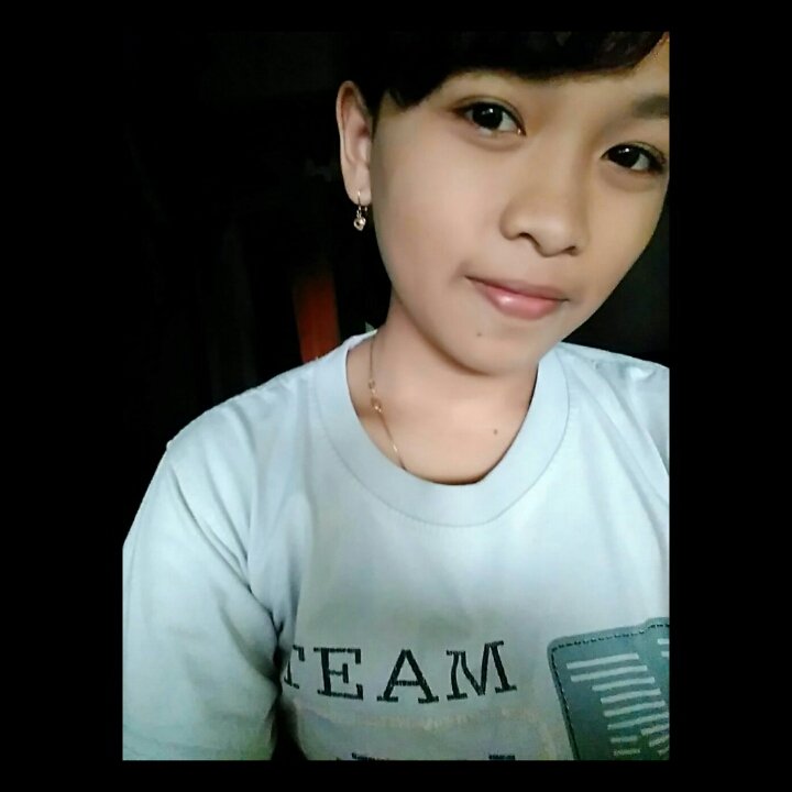habbatina09's tweet photo. Happy satnite guys😉😊 @wulanfbn @NRachela @bunga_anjaniers @Mitha_VinkaL @Putriaprilia42_ @ https://t.co/Gj3gG8Yl1c