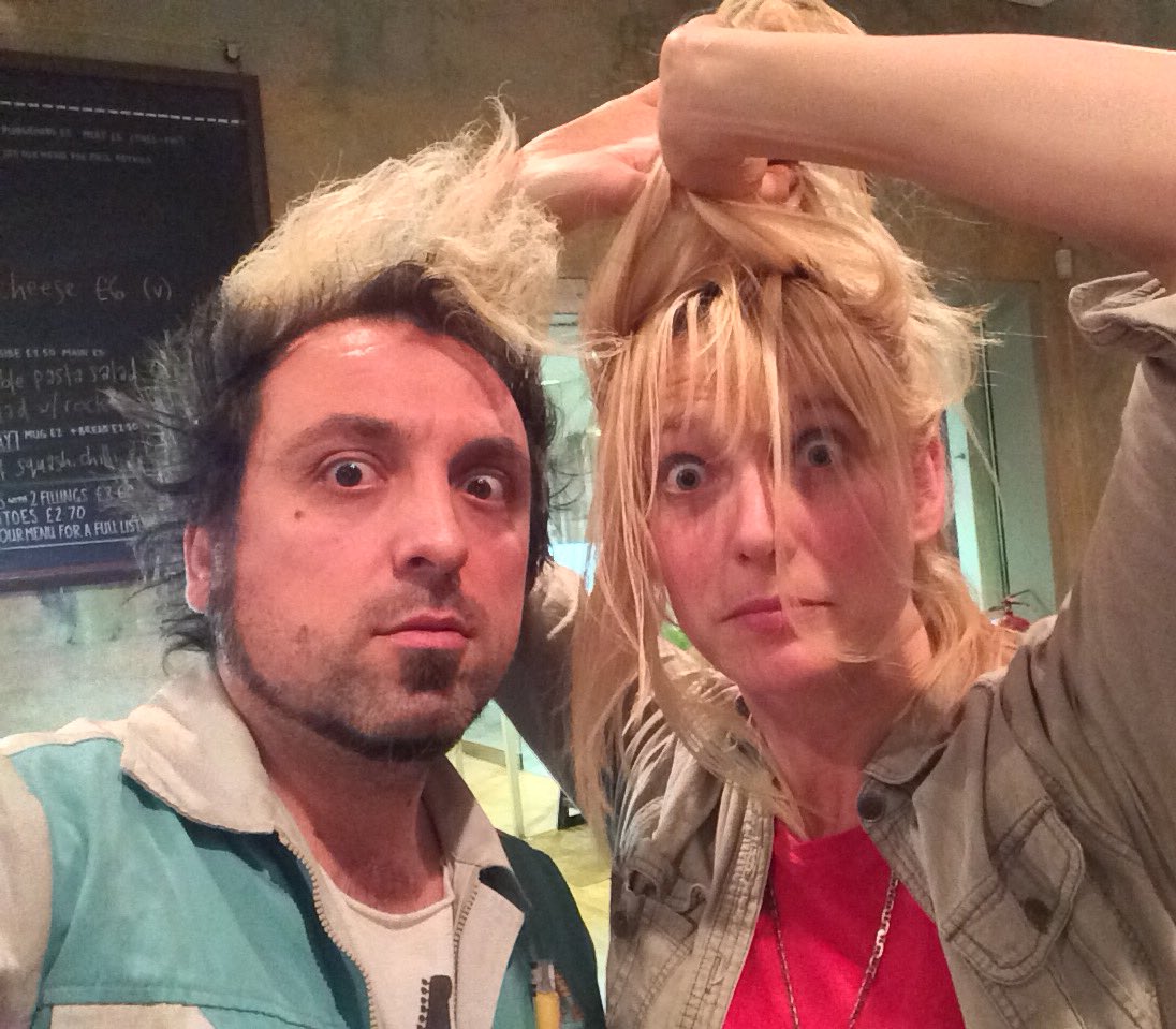 SacredHomelands's tweet photo. Last night excellent artist/activist @monica_hunken came all the way from New York City to see some art &amp; copy my hairdo at #SacredHomelands https://t.co/Hq3wemzCBu