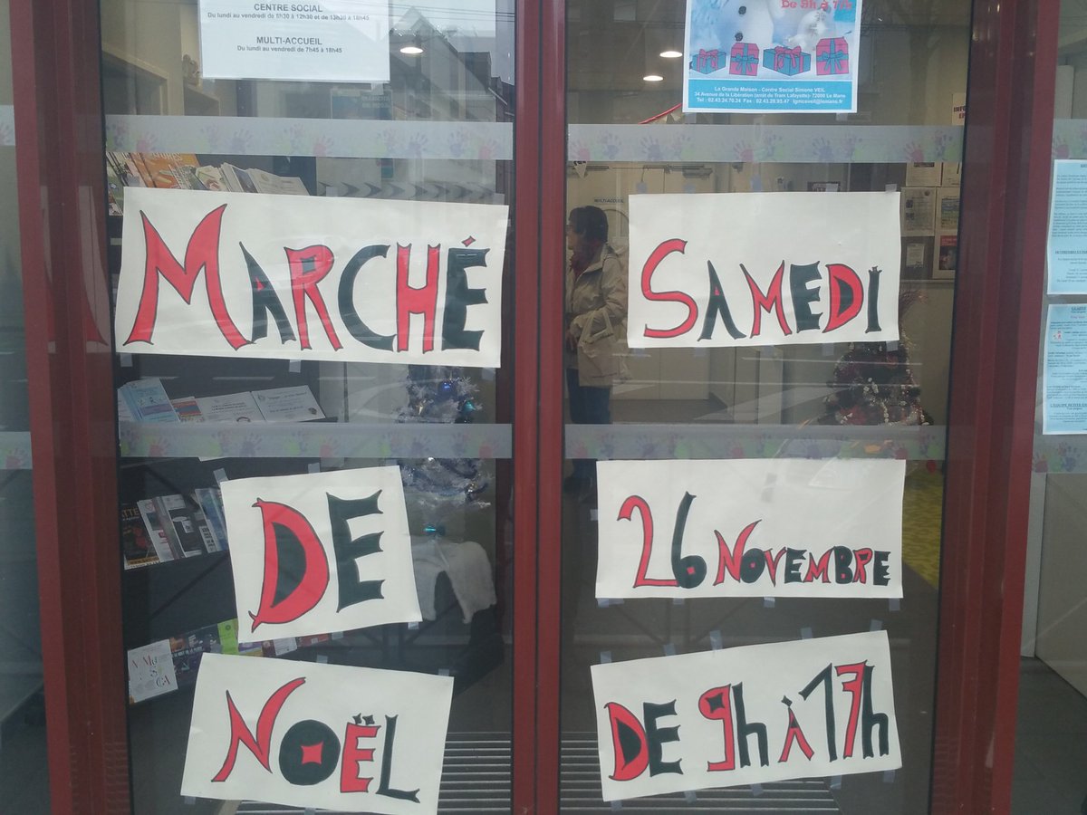 YvesCalippe's tweet photo. Centre social Simone Veil marché de Noël Madeleine 97 ans vous attend #LeMansSolidaire https://t.co/mS0gRBY4gd