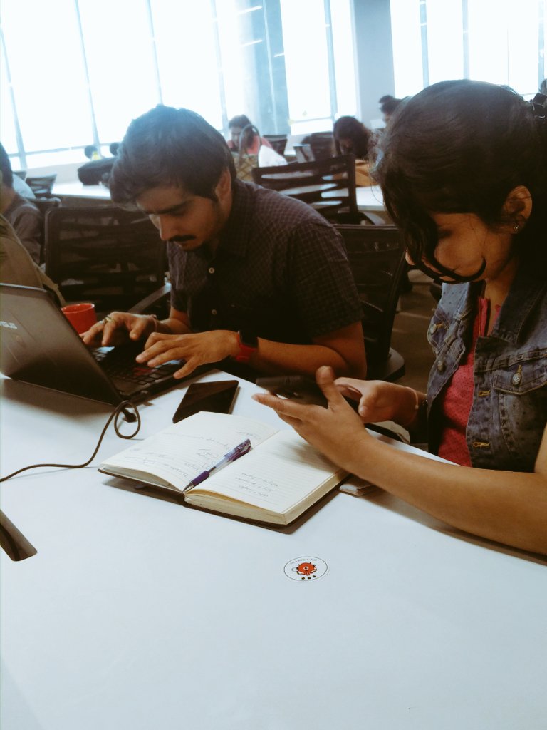 skillenza's tweet photo. Team OPM is kicking some bugs out of @Pricebaba @flyrobe @hellohaptik at #bugasur https://t.co/AoHRuGU7Ib
