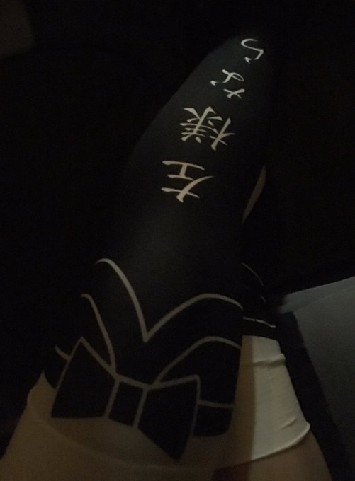 この世から消えたい闇  丁度遺書ニーハイ闇 https://t.co/r3pql3BnC8<a href="/tag/%E3%83%8F%E3%83%AD%E3%82%A6%E3%82%A3%E3%83%B3"class="tags"><span>#ハロウィン</span></a><a href="/tag/%E3%82%B3%E3%82%B9%E3%83%97%E3%83%AC%E3%81%AF%E3%81%97%E3%81%A6%E3%81%AA%E3%81%84"class="tags"><span>#コスプレはしてない</span></a><a href="/tag/%E6%AF%8E%E6%97%A5%E3%81%8C%E3%82%B3%E3%82%B9%E3%83%97%E3%83%AC%E3%81%A0%E3%81%A3%E3%81%9Fav%E5%A5%B3%E5%84%AA%E3%81%A0%E3%81%A3%E3%81%9F%E4%BA%BA"class="tags"><span>#毎日がコスプレだったav女優だった人</span></a>