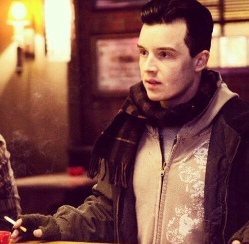 earlyfuck's tweet photo. Любовь❤
Они просто великолепны💖💖💖
Сериал "Бесстыжие", покарил меня💘
И уже плохо от того,что однажды он закончится💔😭 https://t.co/DvxgI2CtP7