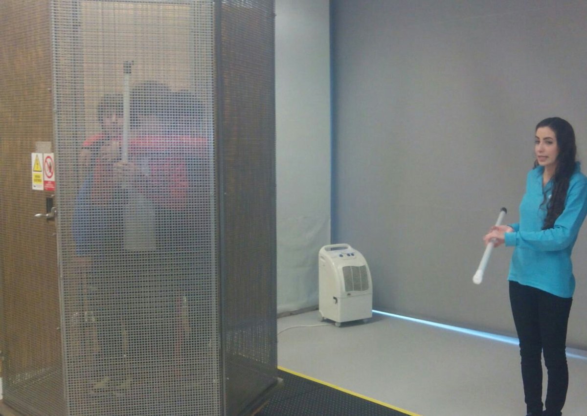 ampaterecalcuta's tweet photo. Estupenda mañana han pasado los peques en el #microespacio y los mayores en taller de electricidad de nuestra excursión al @muncyt https://t.co/Hj4hlC4GxT