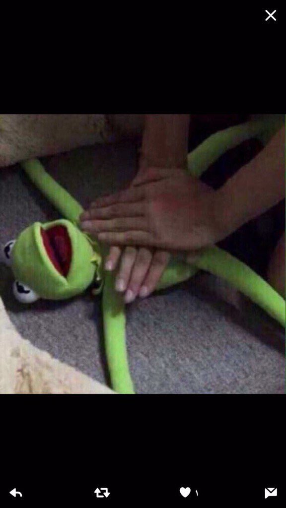 almjd1200's tweet photo. اسعد الله مساكم بكل خير 🐸🐸هواء عميق اضغط الطحالب يبكي الفقروي 😂 https://t.co/BjDWay6Z6V