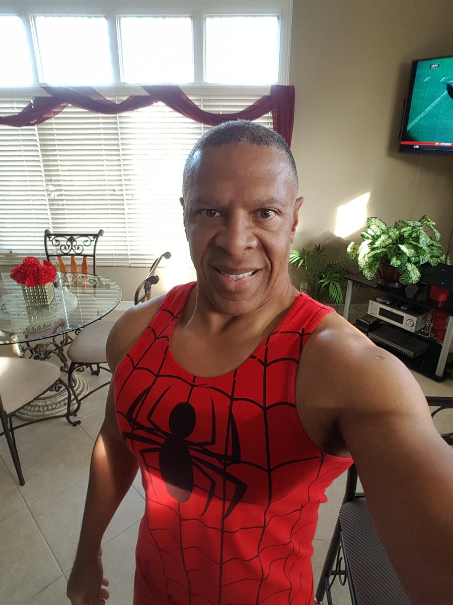 Jrewing943's tweet photo. #ThanksgivingWeekend #ThanksgivingFun #DoubleWorkouts #FitnessMotivation #SelfCare https://t.co/qBzXC4nkbI