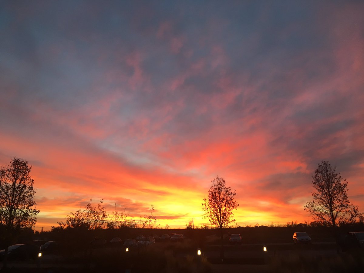 jon_keel's tweet photo. #sunset https://t.co/M9oXsmmRye