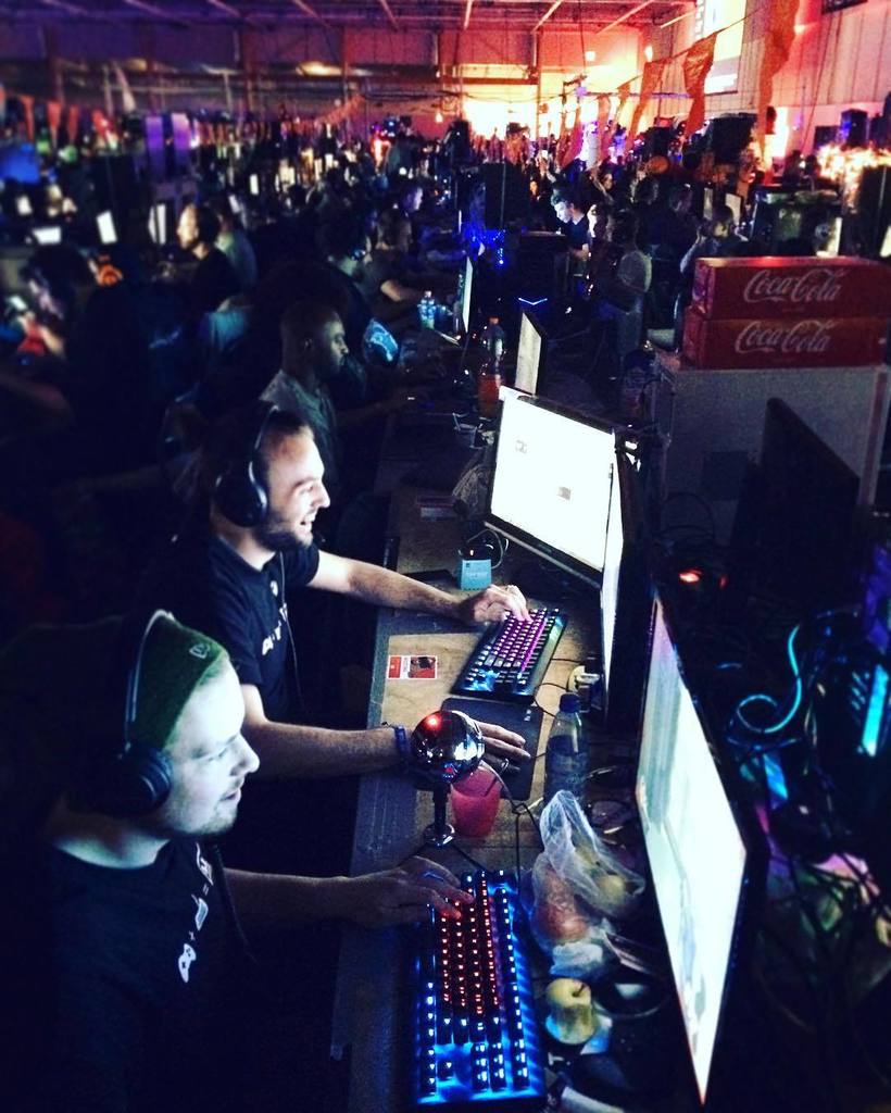 WootingKB's tweet photo. #wootingone #youtubelive #gaming #wootin #livestream #keyboard #wooting #live #technology … https://t.co/L7uRis8vkx https://t.co/oSq0zju9PI