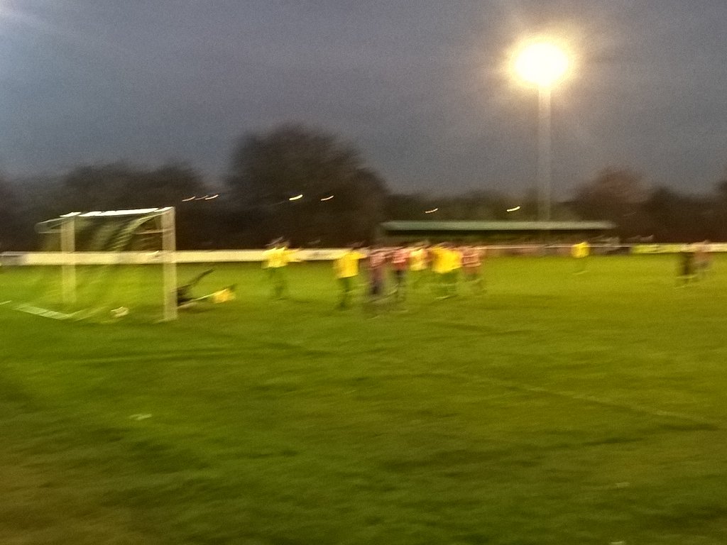 Moistcandle's tweet photo. Sean Willo with a fine cross which Sully does brilliantly well to control &amp; score😊4-1upC'mon Hinckley😉#wearehafc https://t.co/FS1xJ5ZSmG