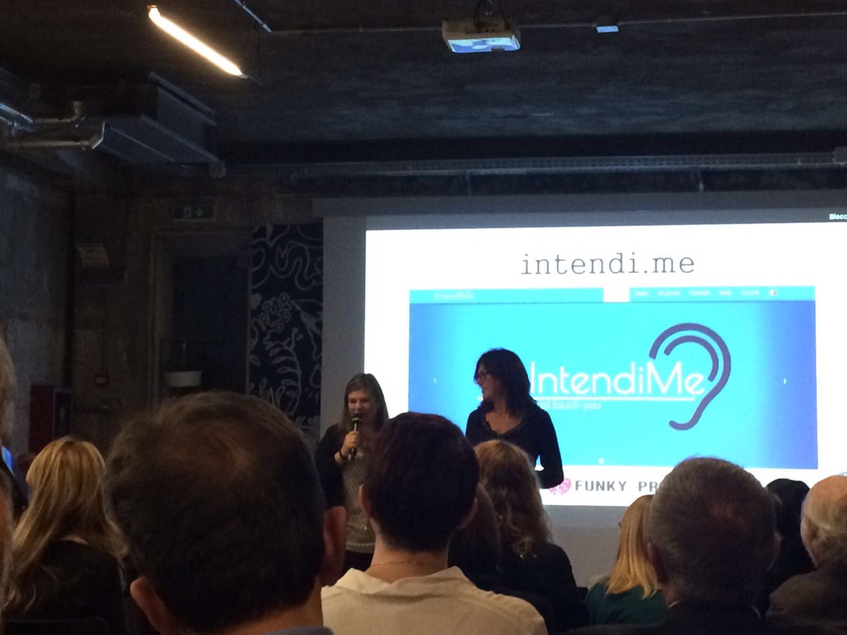 IntendiMe's tweet photo. L'emozione di presentarci al @FunkyPrize è stata una delle più grandi!Grazie @ci_polla e a tutti gli amici e familiari del #FunkyProfessor https://t.co/jovnaczDfa