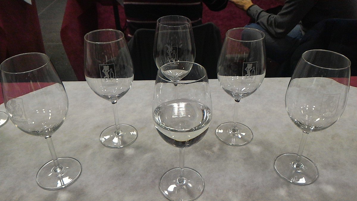 vynisle's tweet photo. Vertical tasting with @pbiagio78, finally Collio. #EdiKeber #Vignaioli indipendenti #poibastagiuro https://t.co/KYA0pzjYW5