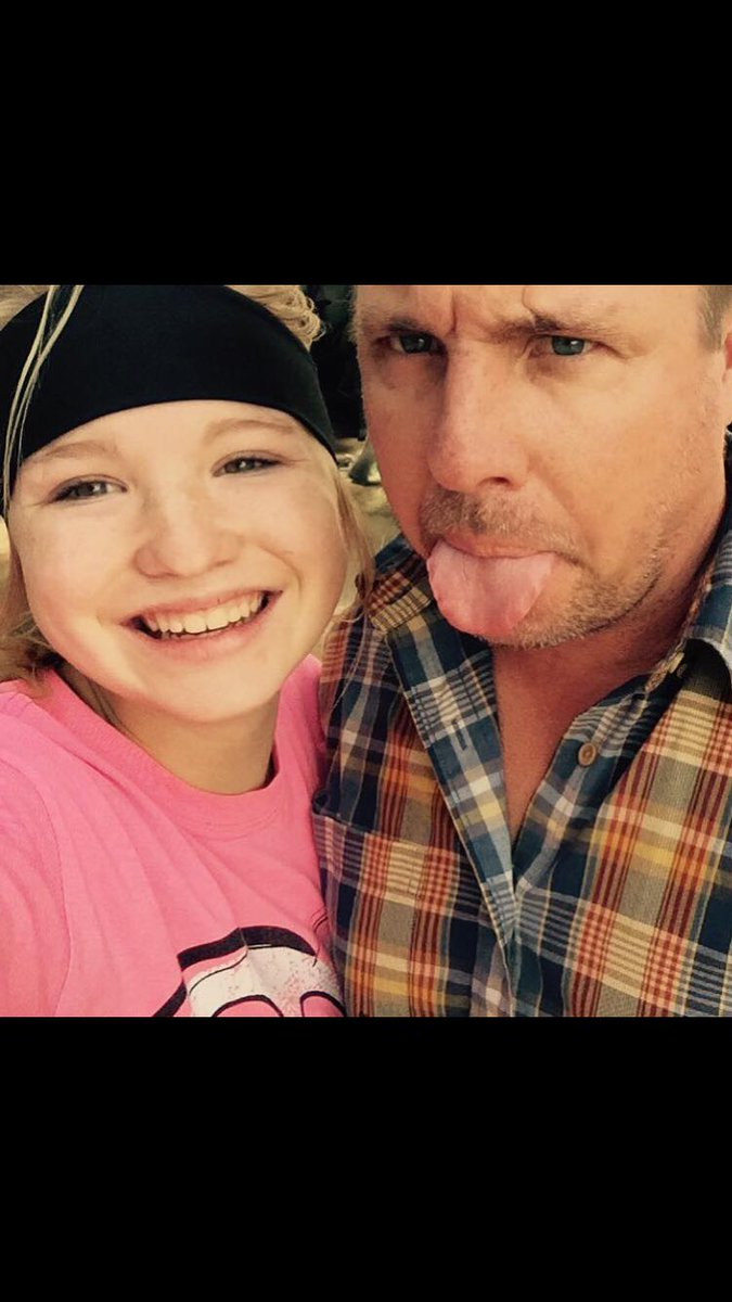 ashtinb_ennett's tweet photo. thanks for everything you've done for me,for being my protector and provider and looking out for me. i will love and miss you dad!fly high❤️ https://t.co/NQqHFlUrEH