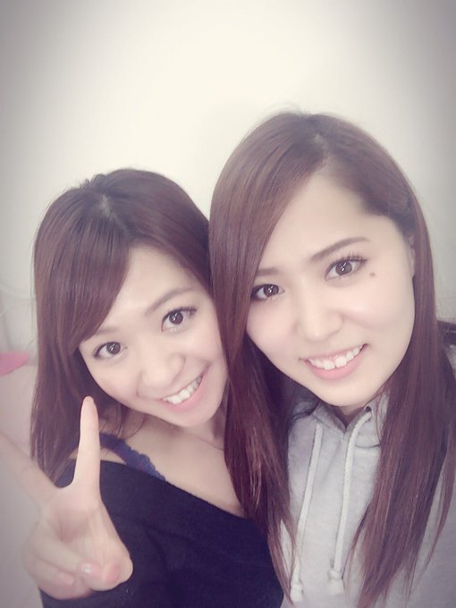 本日ファースト撮影会参加してくださった方々ありがとうございましたー(*^&omega;^*)♡  そして、今日は わかぱいと一緒だったのー♡ 次のライブの話しもできてよかった((*&acute;&forall;｀*))  12/15はSEXY-Jのライブー♡ 皆様きてね♡