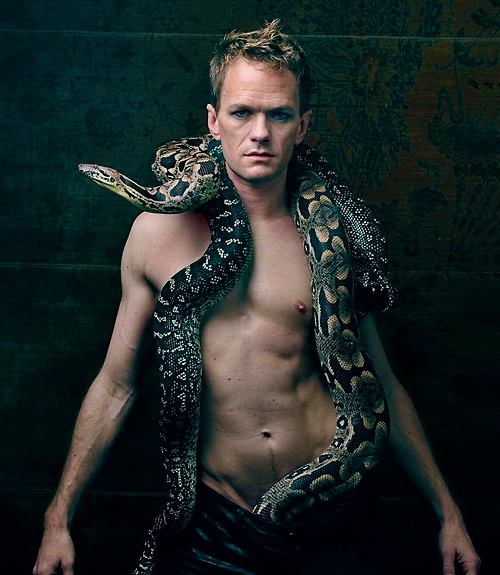 boyz4boys's tweet photo. My #Anaconda dont want none unless you got buns https://t.co/NjchrH55Ai https://t.co/dWsR2T4x74