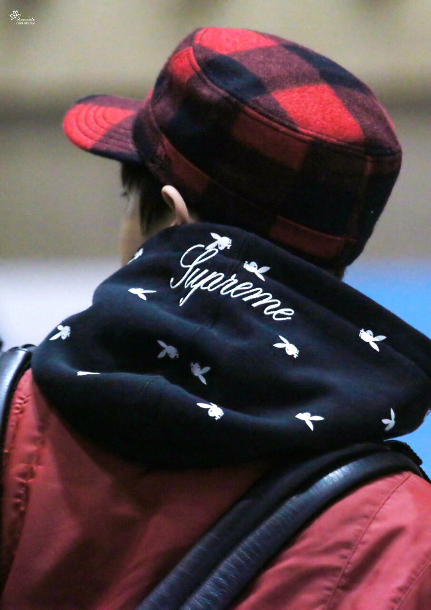 seeswax's tweet photo. 🎂🎉 เนื่องในวันเกิดชานยอล ร้านจะแจก Hood supreme 1 ตัว เลือกไซส์ได้ค่ะ สงวนสิทธ์เฉพาะฟลว. ของร้านน้าา สุ่มจากการRTฮับ❤️ #HappyChanyeolDay https://t.co/zw1dp0FlAf