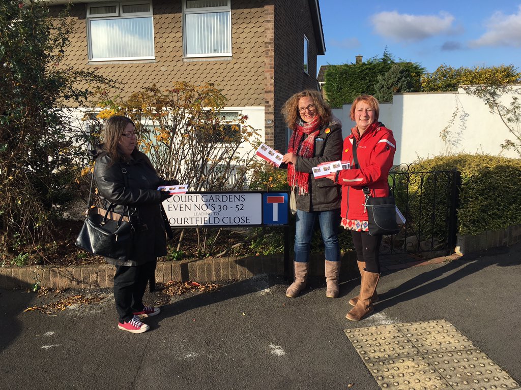 nireland64's tweet photo. #workingforrogerstone @RogerstoneLab great response in the ☀️ today, now @14LocksCafe for bacon sarnie and tea @nptwestlab  @welshlabour https://t.co/S9fHEaKwwW