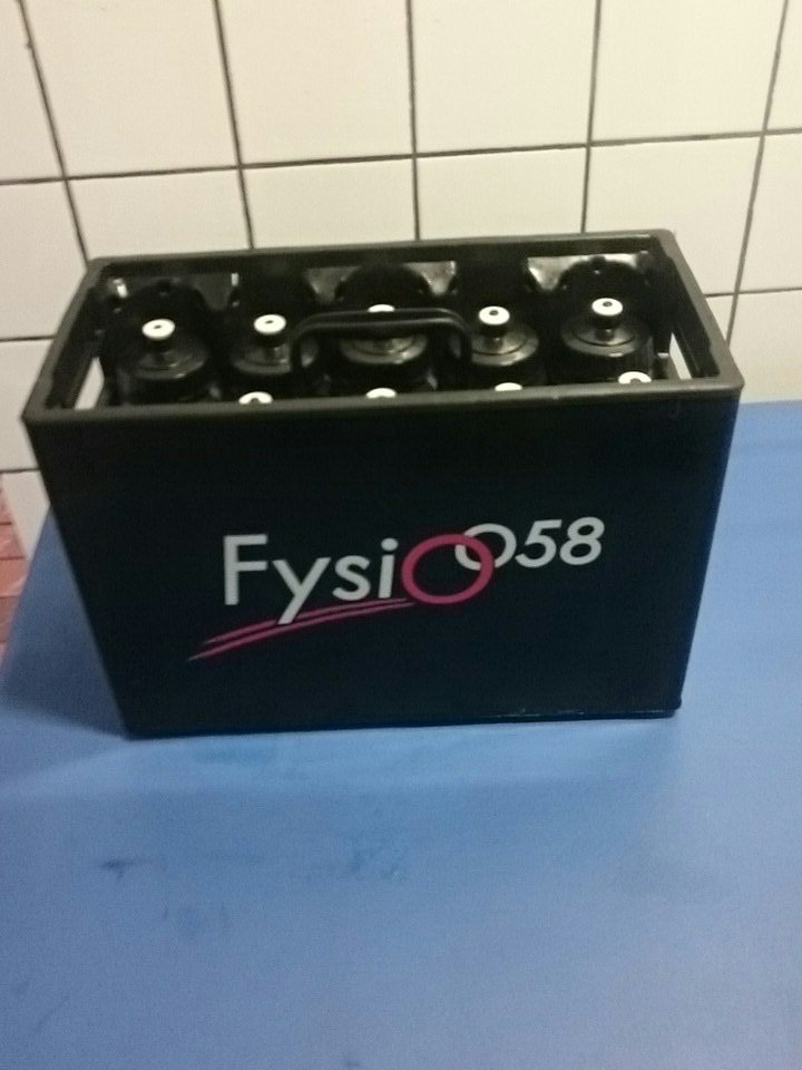 VVRijperkerk's tweet photo. Dank @Fysio058 voor de nieuwe bidons! #goprotters https://t.co/8fpeZqaMkT