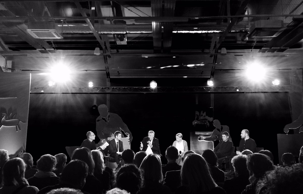 Dziś Pegaz na żywo z Wrocławia! Mocna dyskusja o iskrzących nierzadko stosunkach artysta - państwo.<a href="/zajezdnia/">Centrum Zajezdnia</a> @TVP_Kultura <a href="/MarekMutor/">Marek Mutor</a>