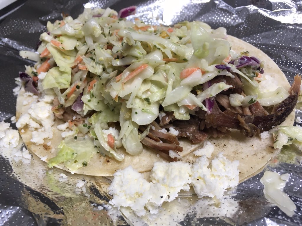 RedsSmokeHouse's tweet photo. #SmallBizSat #ShopSmall  #BrisketTacos #Ribs #LastDay @lansingcitymrkt 
@downtownlansing @LansingMade @lansingdowntown #LoveLansing https://t.co/XgZeCdV9nT