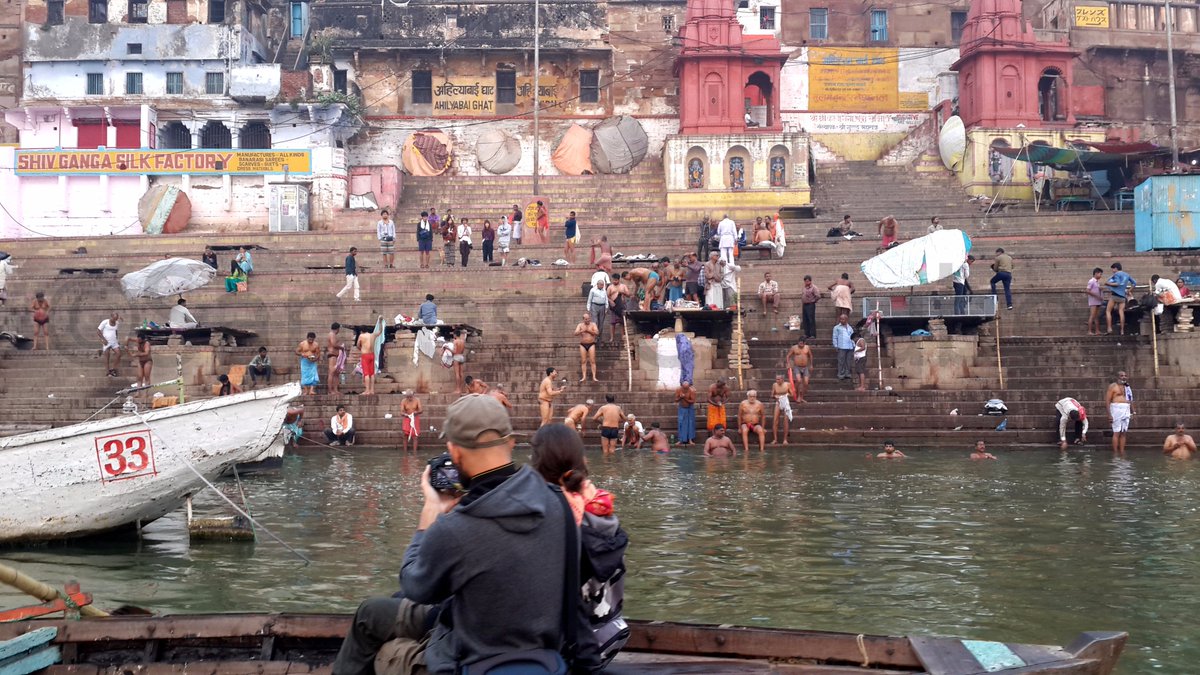 banarascalling's tweet photo. VARANASI VIBES–IN GOD’S OWN CITY 
#Kashi #Banaras #Varanasi #Ganga #Ganges #GangaImages #GhatImages #Ghat #VaranasiImages #GangaMorning https://t.co/dtvE6Amgb3