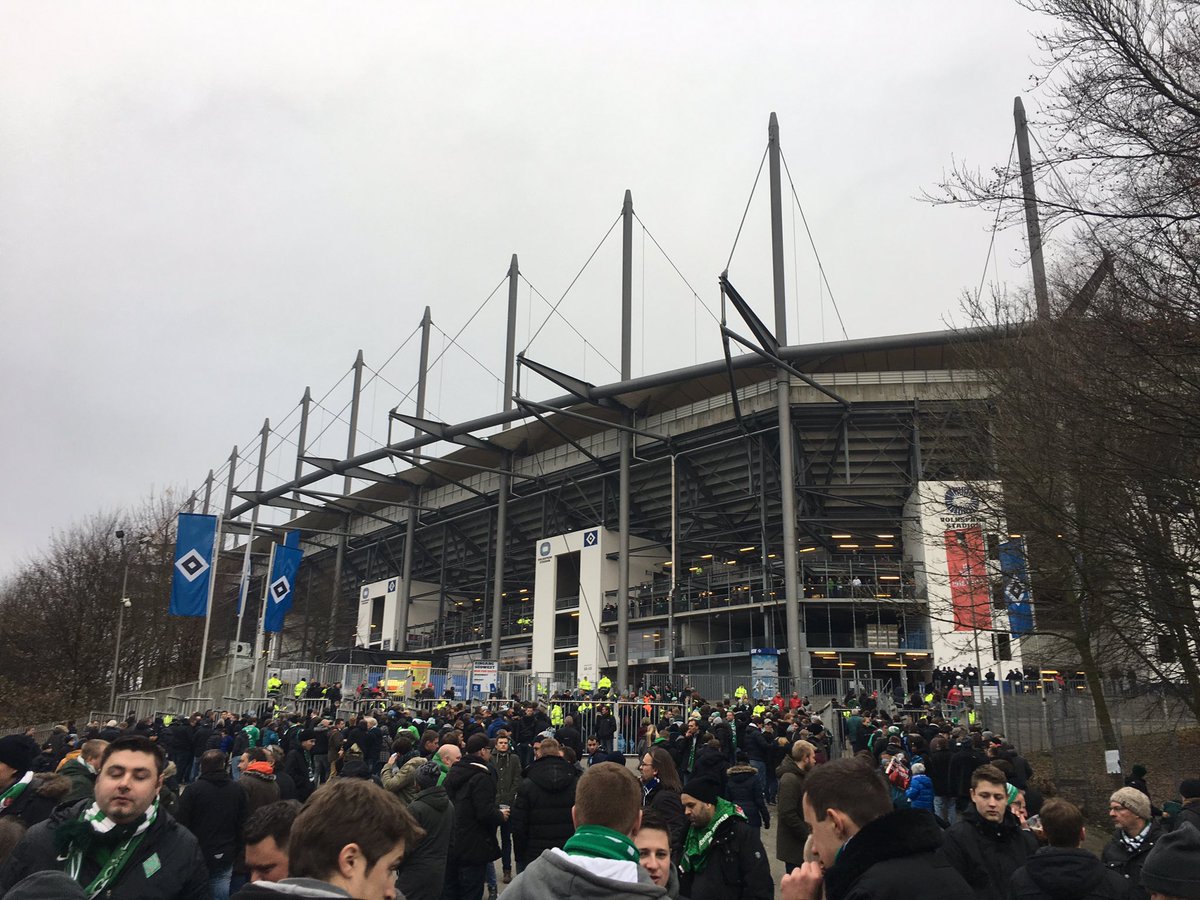 someentertain's tweet photo. Ankunft! #notderby https://t.co/Lk3r1bVpfy