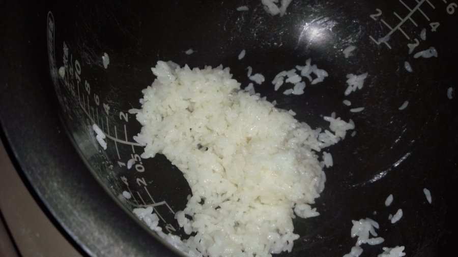 ご飯の腐る瞬間 判断方法 見分け方 臭いや味 粘り 時間 温度などを確認
