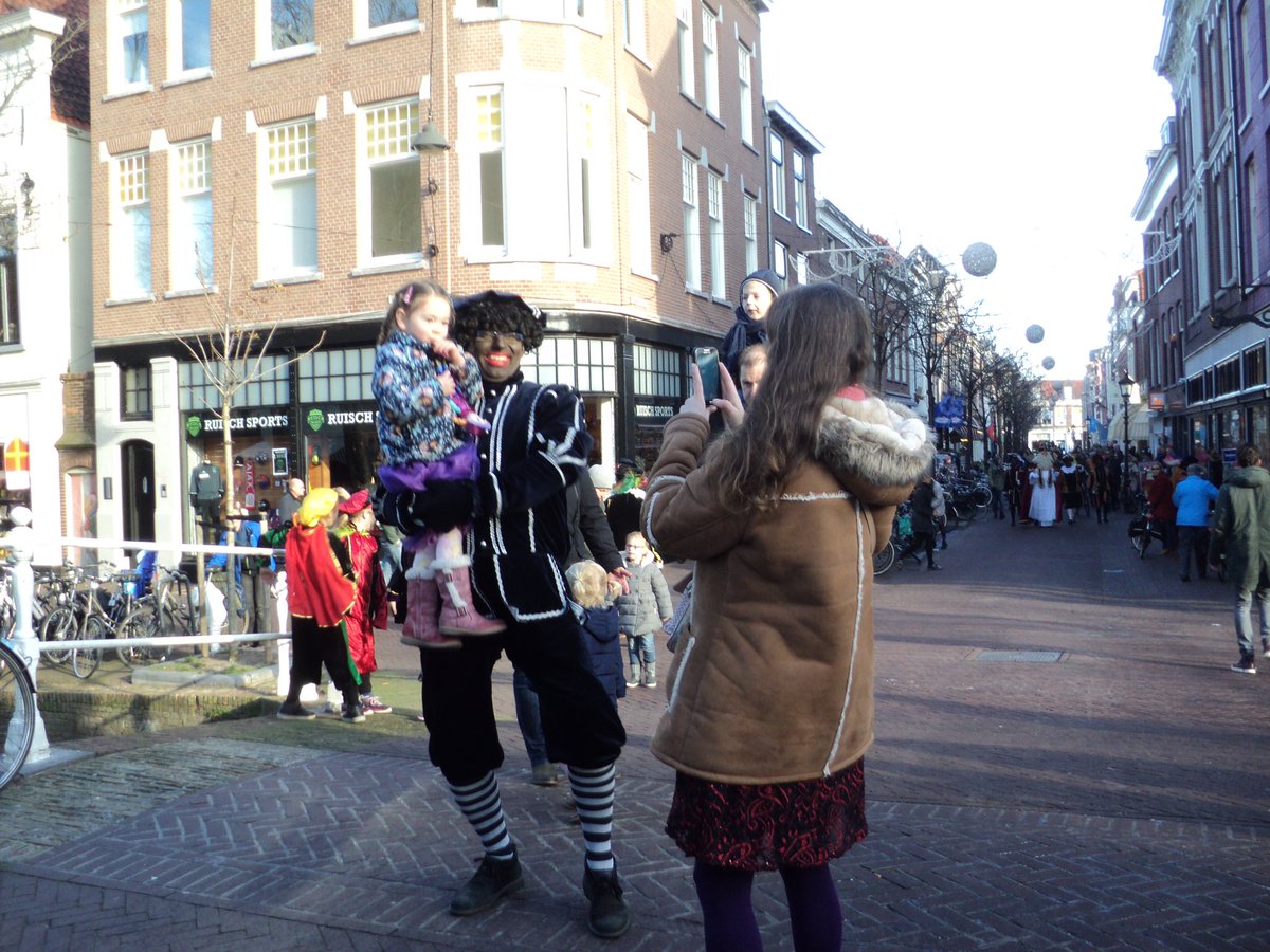 bundeljayse's tweet image. #Celebrating #saintnicolas in #delftcity #Netherlands @Joan_ned