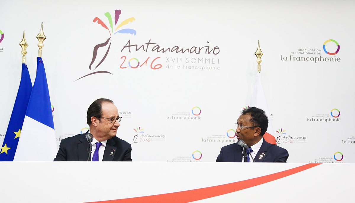 Le Président Hery Rajaonarimampianina lors d'un point de presse conjoint avec son homologue français François Hollande #SommetMada16