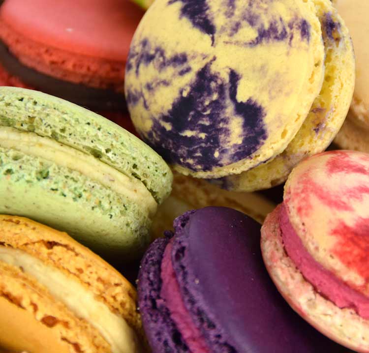 levymarket's tweet photo. YUUUUUMMM! Doughnuts from @altitudeMCR, @bakedwithlove_m French macarons, @cocoa_nutgrove chocs and @lushbrownies - all at @levymarket today https://t.co/0uPjKKlUCk