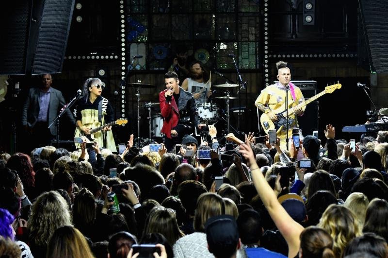 The Round Table tweet media