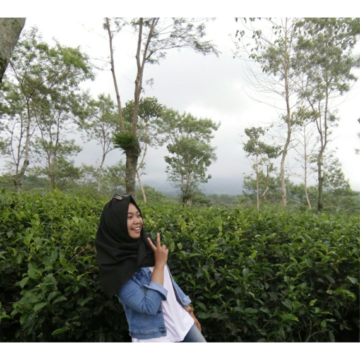 18Mayasari's tweet photo. Bang ini malem minggu lo, ga kepingin kerupah gitu???😂😂 https://t.co/QY9l9eijVt