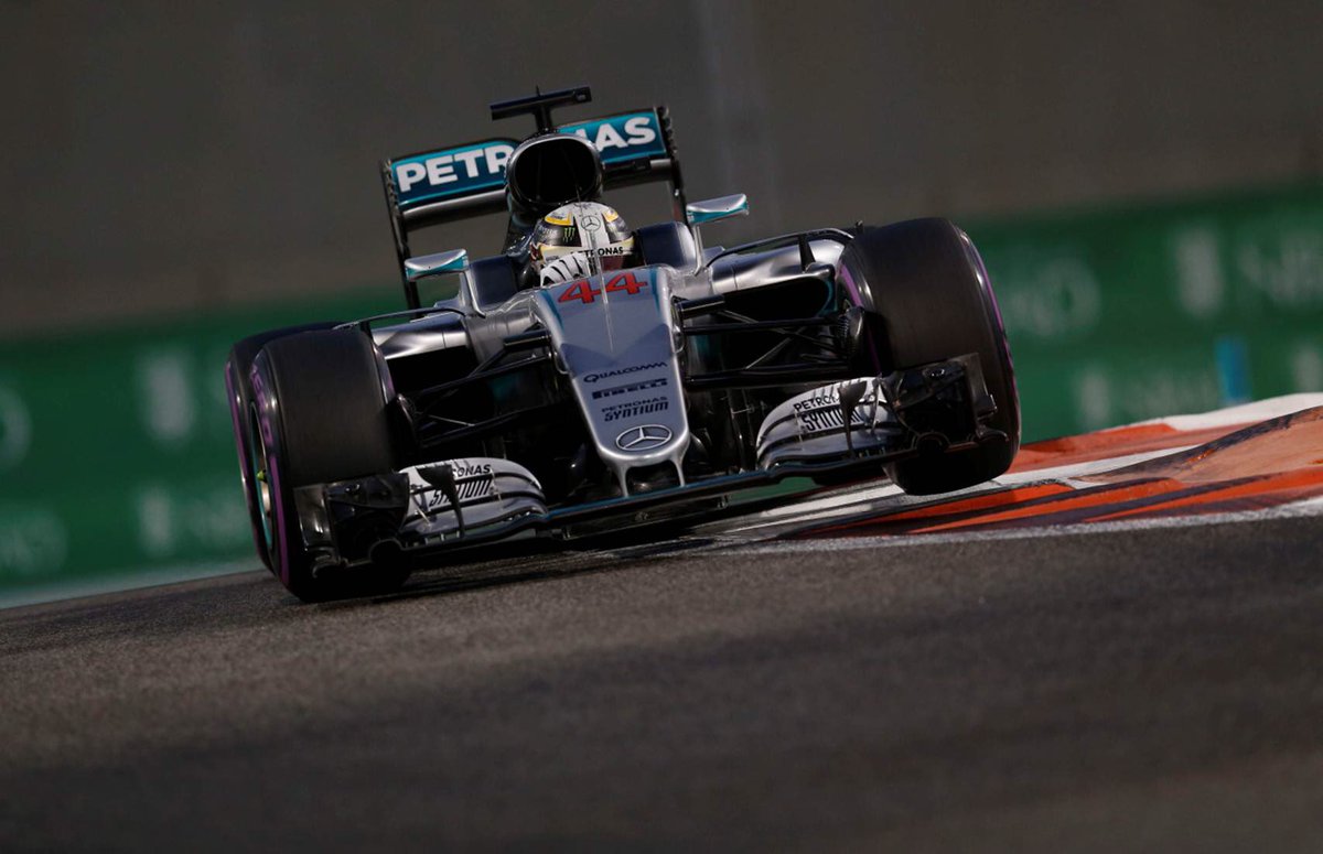 MercedesAMGF1's tweet photo. POLE FOR 4️⃣4️⃣ AT THE #F1FINALE!!!! AN INSPIRED LAP FROM LEWIS HAMILTON!!!! UNBELIEVABLE!!!! #ABUDHABIGP #F1 https://t.co/UsnOEBbh6L