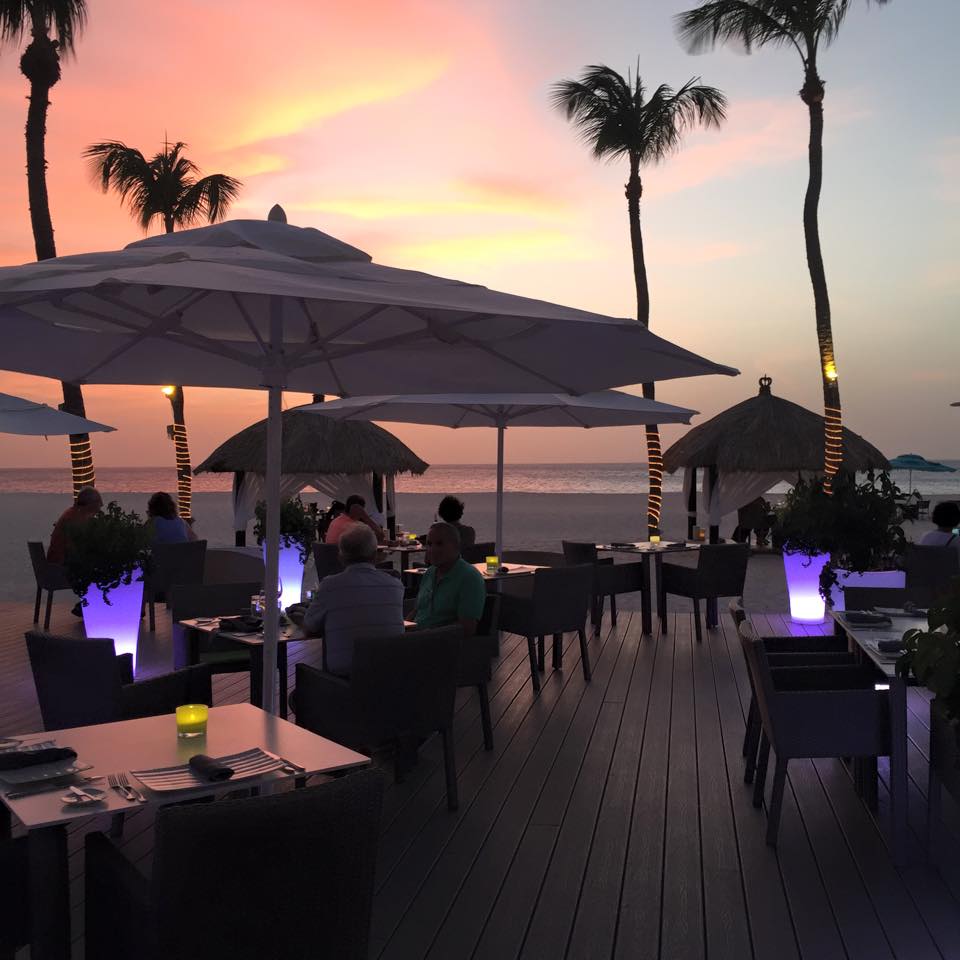 ArubaDining's tweet photo. Looking to dine with a view? π΄ Elements has got you covered! @Bucuti
#aruba #arubarestaurants #elementsrestaurant #beachfrontdining https://t.co/82bdEyzgb1