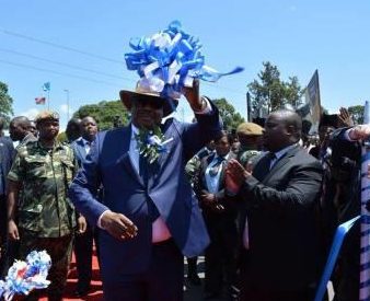 malawipunch's tweet photo. Mutharika asked to take DPP hands- off Escom https://t.co/onSxd6ND8g https://t.co/Nbw8HtnLlr