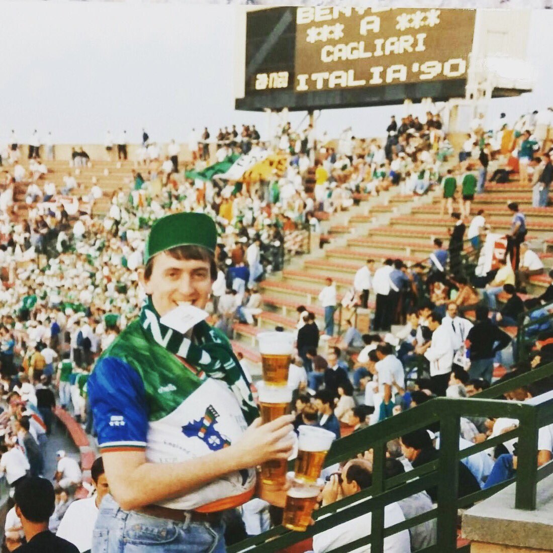 JulianneS_Xx's tweet photo. At least i know where inherited my football loving boozy lifestyle from then.. #dad #sherro #italia90 #pints 🙈🙈😂 https://t.co/7NuEraTEaH