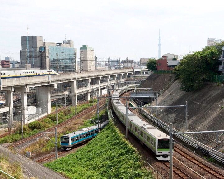 株式会社 宅建 田端駅前の不動産会社 Auf Twitter 山手線 京浜東北線 新幹線の共演を一望できる鉄道ファンには たまらない部屋が入居者募集中 東京スカイツリーも望めます 操車場に入っていく珍しい電車を眺めるのも楽しいですよ 田端駅 T Co 8tbkf6ax5k